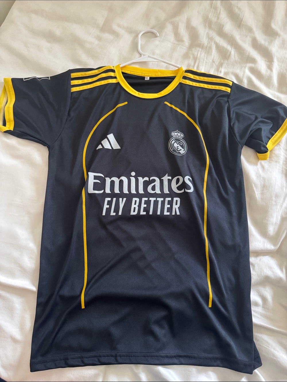 Vini Jr adidas Black and Yellow Kids XL Real Madrid Training Jersey